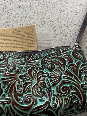 NWT Patricia Nash Brown and Turquoise Tooled Leather Wristlet